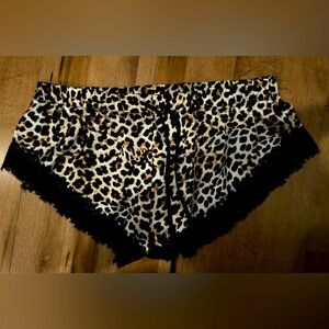 LA SENZA lingerie sleep short leopard lace high cut satin silky drawstring USL